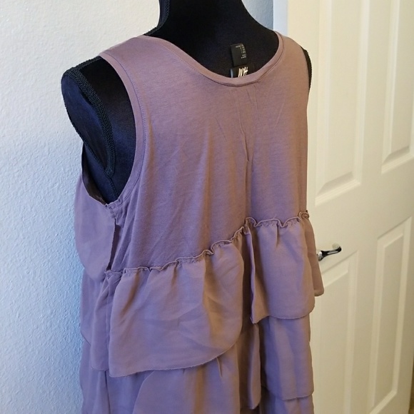 H&M ruffle top size Large - Picture 6 of 7